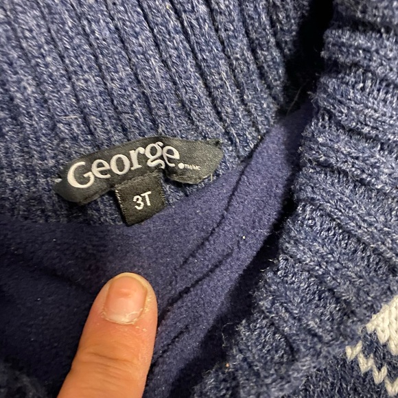 Handsome Christmas Sweater - Picture 2 of 2